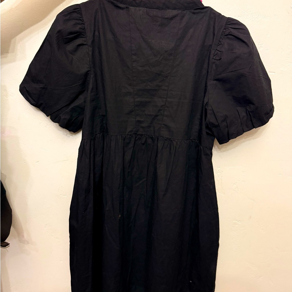 V-neck peplum dress black